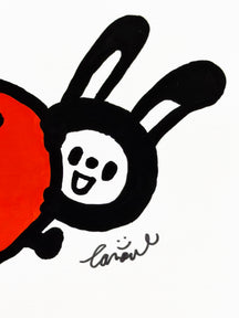 Close-up of LUNNY's smiling face and the TAROUT signature in APPLE & LUNNY, TAROART by TAROUT 00068