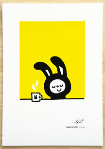 TAROART by TAROUT 00081, I KNOW.: full view of the original painting with the transparent text sheet removed, showing LUNNY with closed eyes beside a steaming white cup on a yellow background.