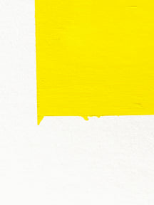 TAROART by TAROUT 00081, I KNOW.: close-up of the edge of the yellow painted area and the surrounding white board.